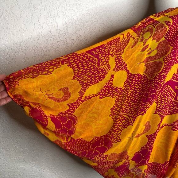 Diane von Furstenberg Emelia orange pink floral batwing silk top Medium NWOT - Picture 15 of 16